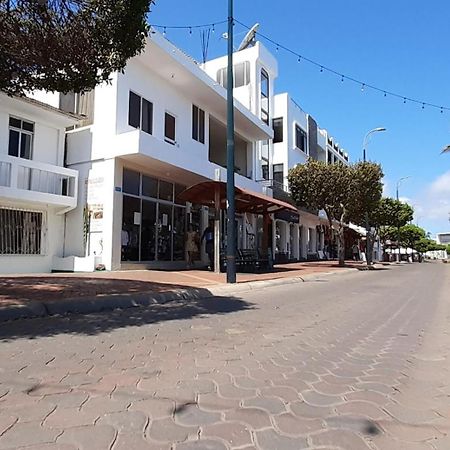 Historico Hostal Elizabeth Puerto Ayora  Luaran gambar