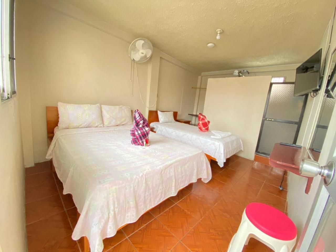 Historico Hostal Elizabeth Puerto Ayora  Luaran gambar