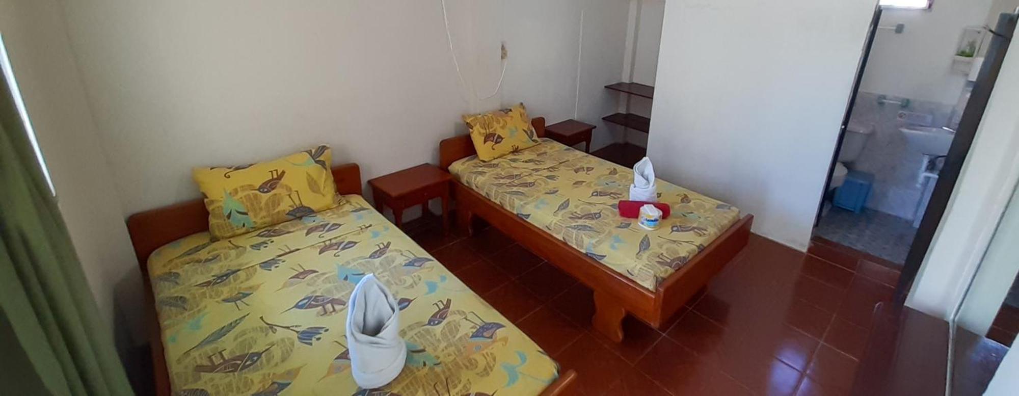 Historico Hostal Elizabeth Puerto Ayora  Luaran gambar