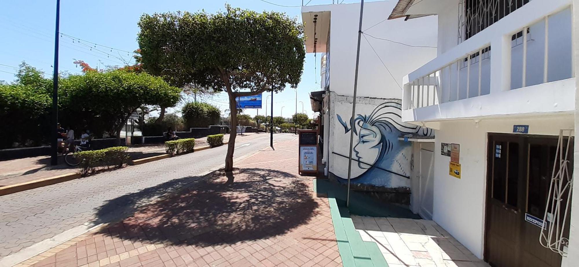 Historico Hostal Elizabeth Puerto Ayora  Luaran gambar